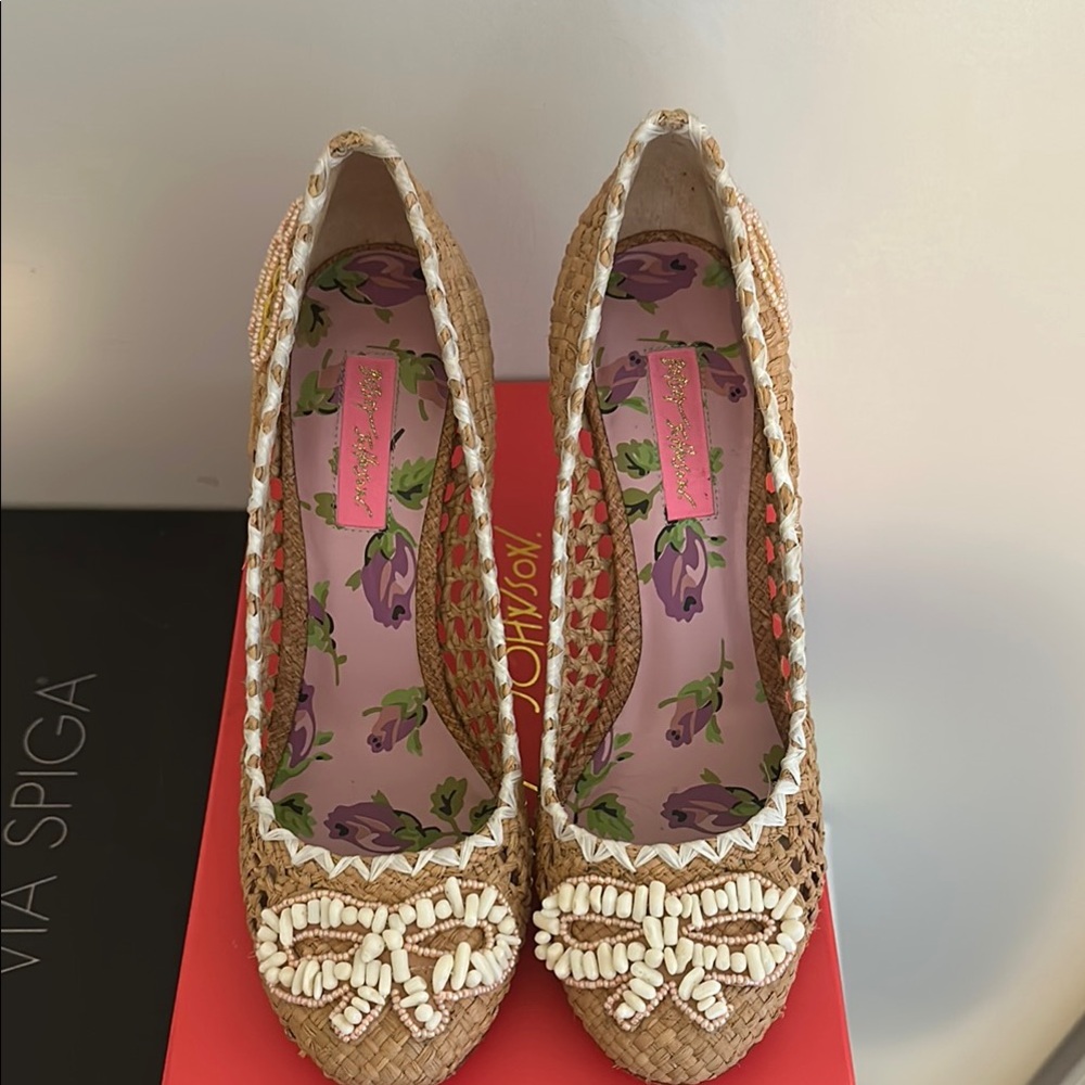 Women's Beige Woven Heels with Bead Detailing